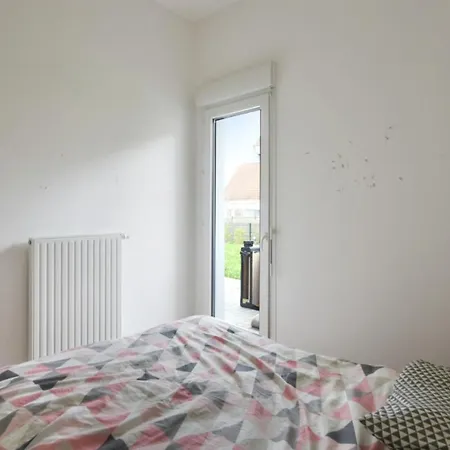 Lejlighed Spacious 3-rooms With Garden Close To Lille